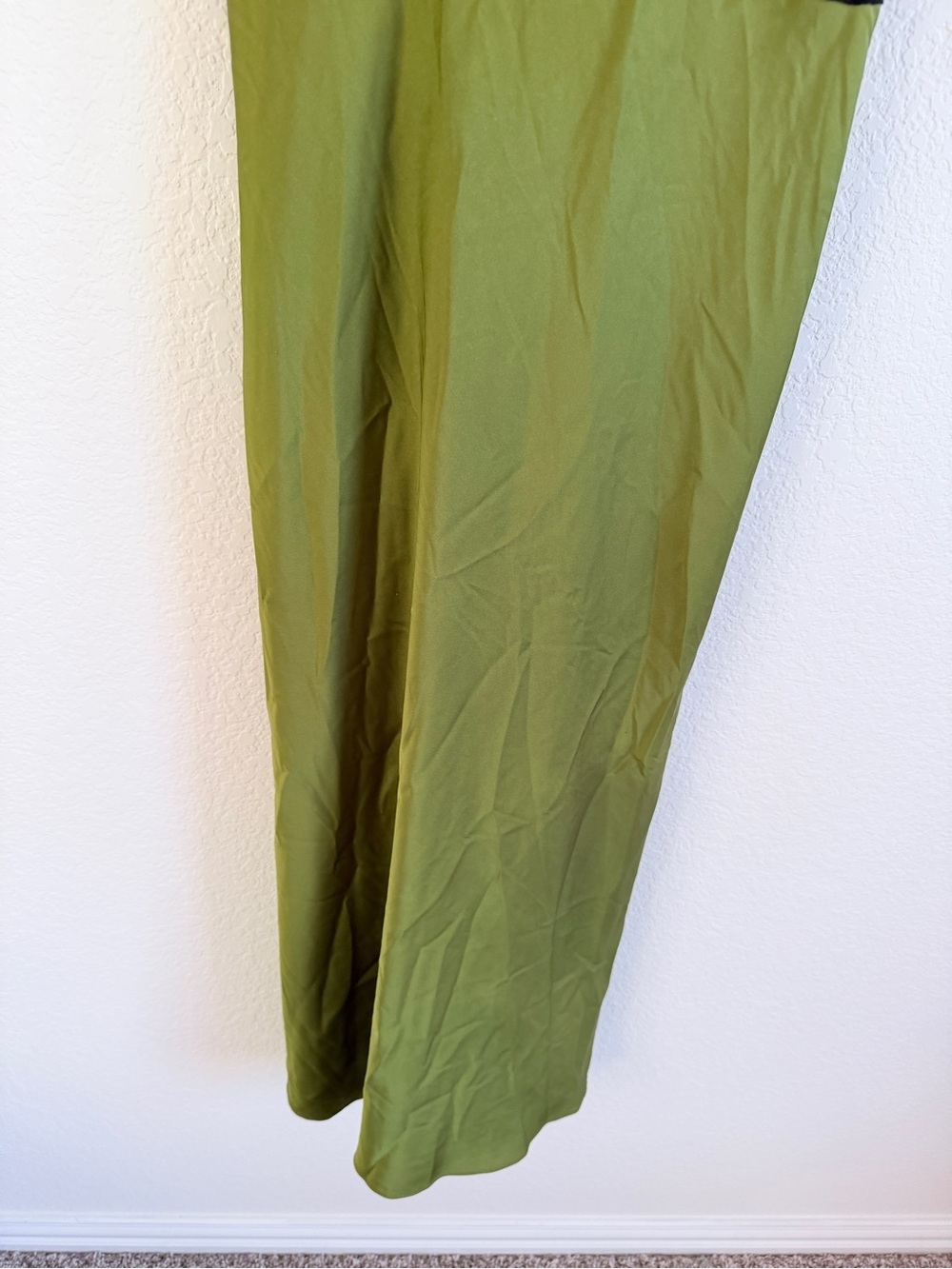 Anthropologie green slip dress with black lace size large - Picture 8 of 13